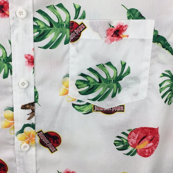 Jurassic Park World Dinosaur Short Sleeve Shirt - Picture 4 of 8